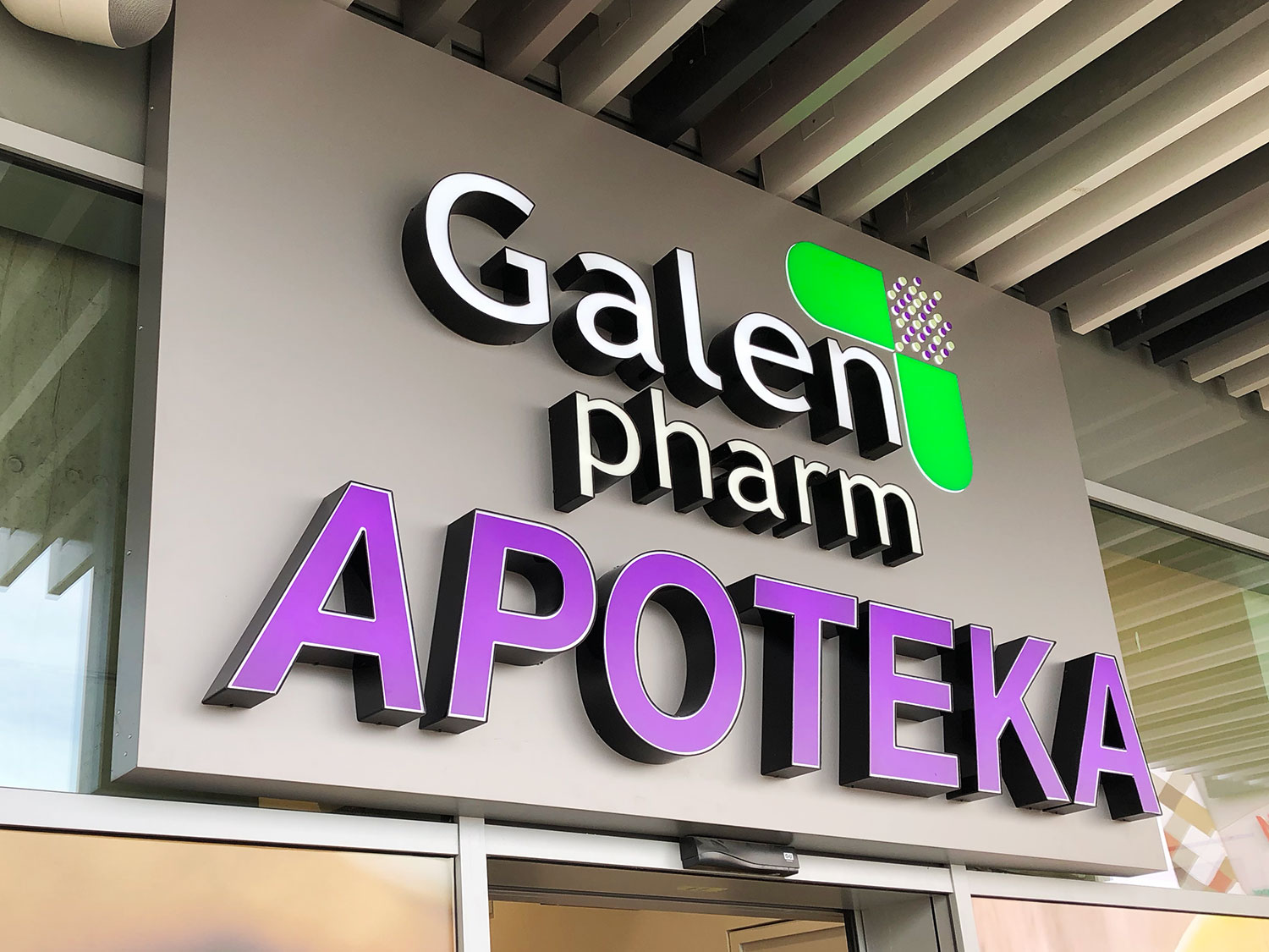 svetleca_reklama_galenpharm_02